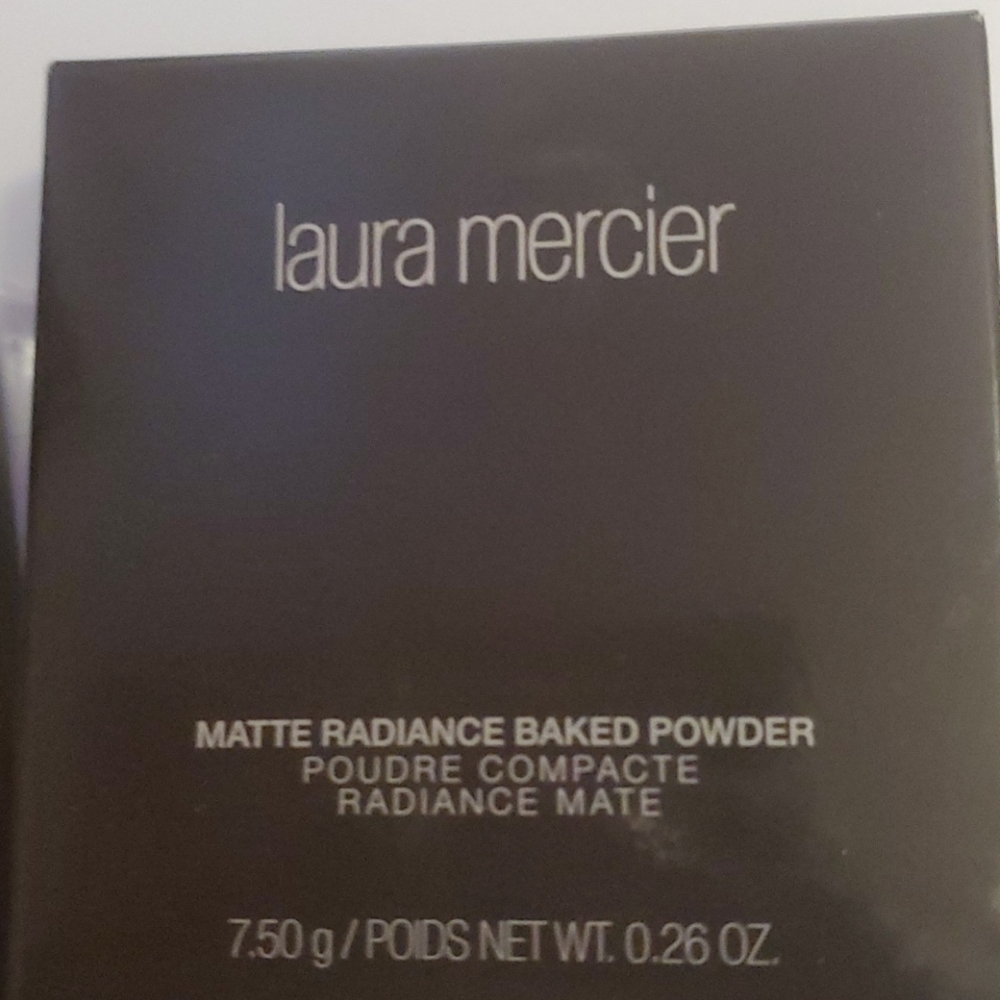 Laura mercier highlighter